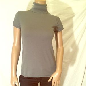 Theory short sleeve sweater