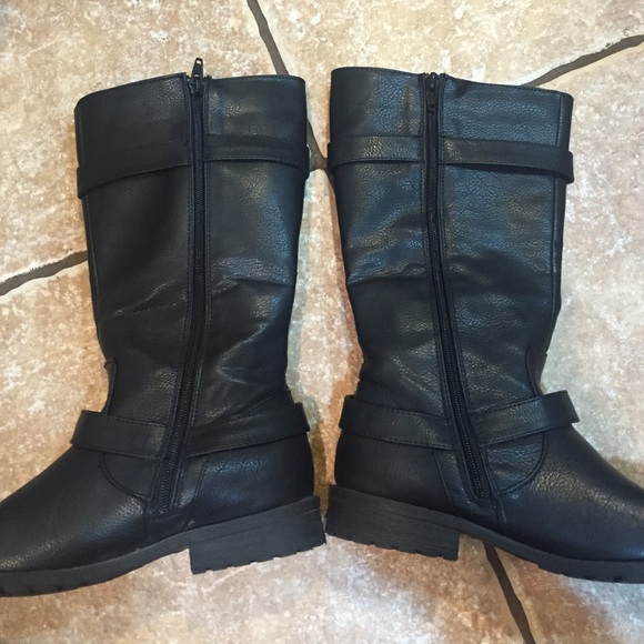 Target boots - Picture 4 of 4