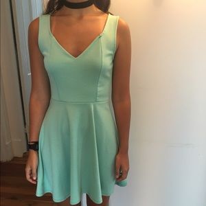 MINT HEART SHAPED DRESS!