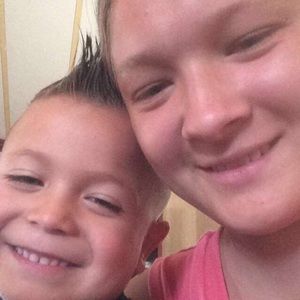 Meet your Posher, Marisa