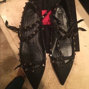 Valentino rock stud cage flats in noir