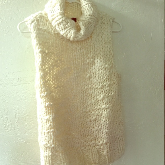 BCBG cream turtleneck sweater