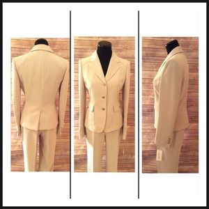 Calvin Klein 2-Piece Taupe Pants Suit