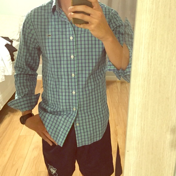 Vineyard Vines Other - Vineyard vines button down