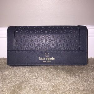 Navy Kate Spade Wallet/Wristlet