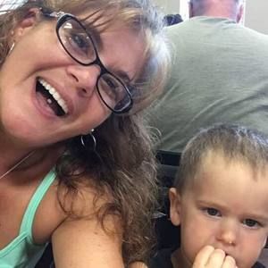 Meet your Posher, April