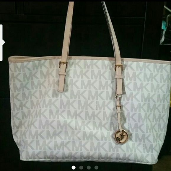 Michael Kors vanilla jet set tote