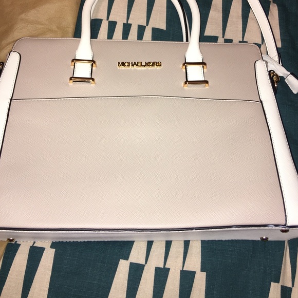 Michael Kors tote