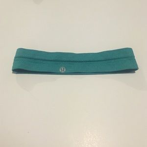 Lululemon Cardio Cross Trainer Head Band