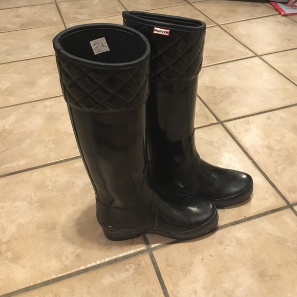 BLACK HUNTER BOOTS!