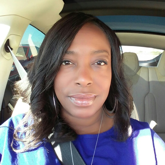 Meet your Posher, Taswana