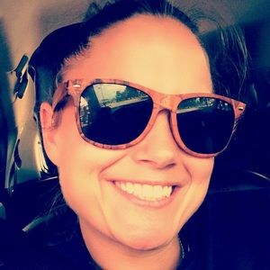 Meet your Posher, Deshae