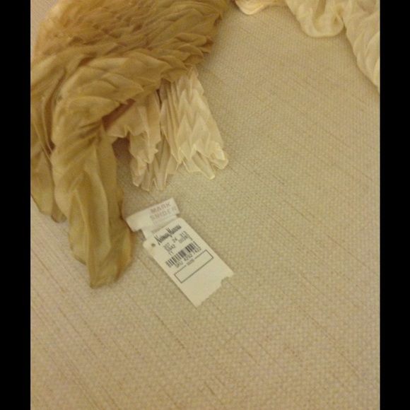 ❤️SOLD ❤️ In Bundle - Picture 2 of 4