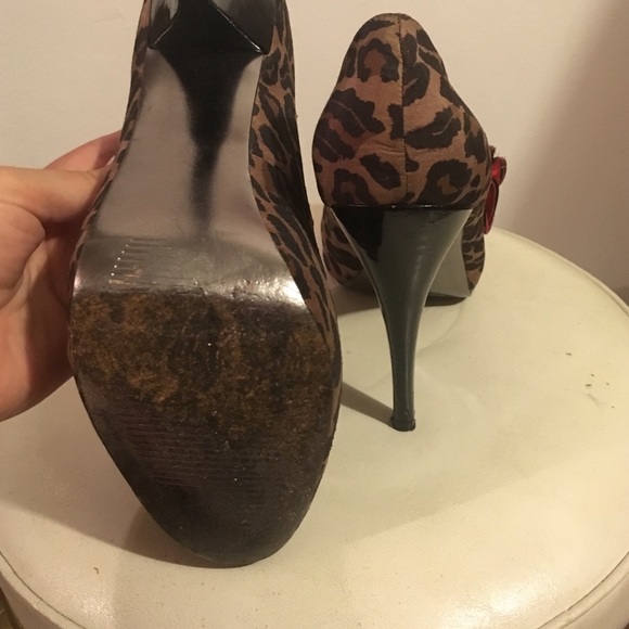 Steve Madden 8.5 heels - Picture 2 of 4