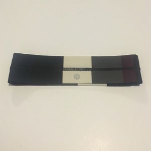 Lululemon Fly Away Tamer Head Band