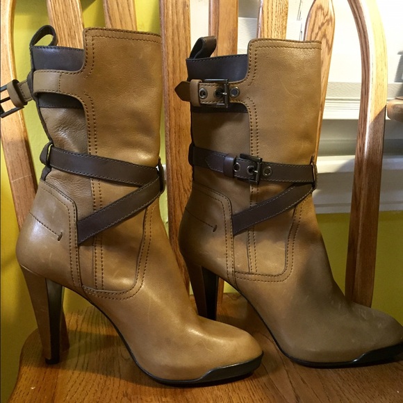 Tod's Tan Leather Boots w/ Brown Leather Buckles