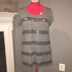 H&M Gray Sequin T-Shirt - Sz Large; NEW