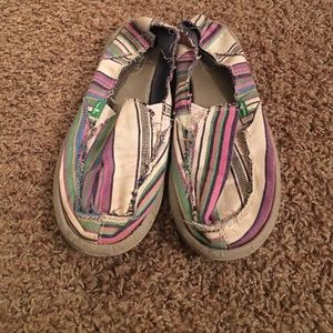 Sanuk Shoe