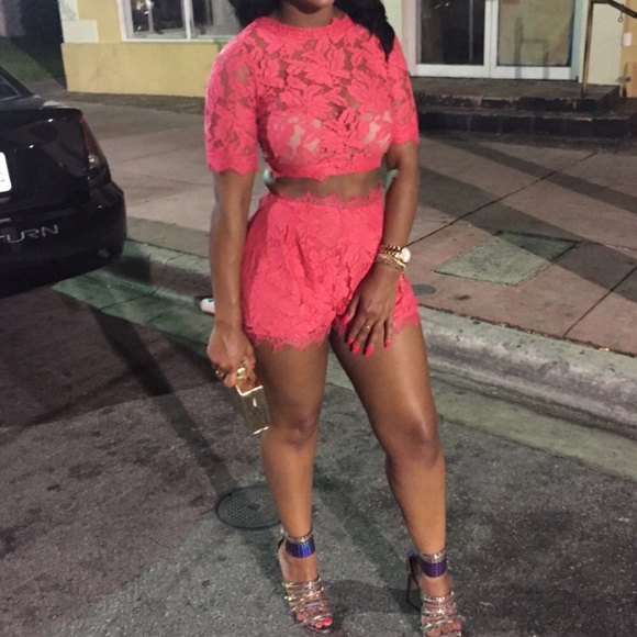 Cara's boutique two piece set worn once