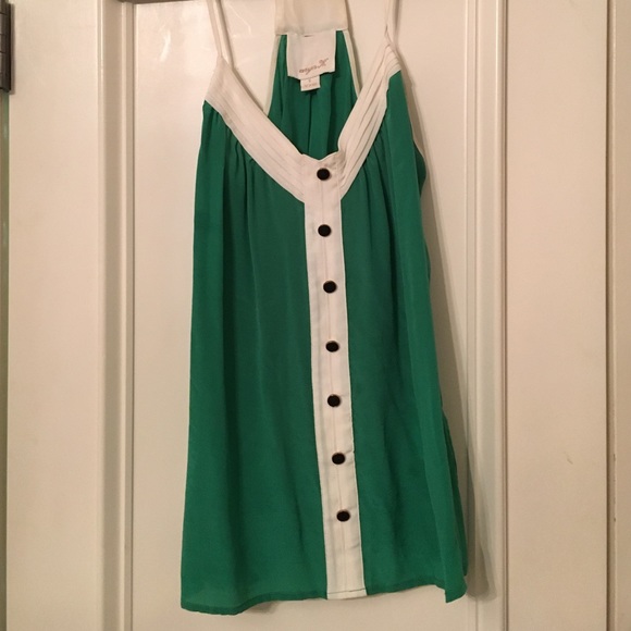 Green razorback tank - 100% silk!!