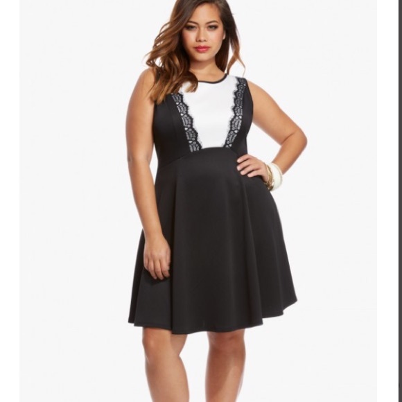 Nwt F2F fit flare dress size 1 16/18