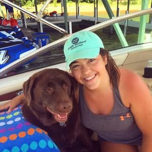 Meet your Posher, Lauren