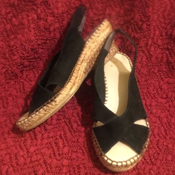 Andre Assous Shoes - Andre Assous Suede Espadrille Wedge Sandal 8 EUC