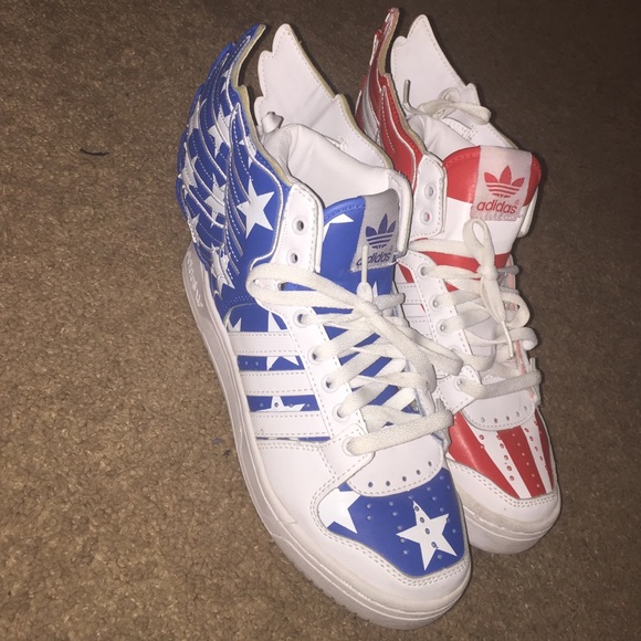 JEREMY SCOTT 2.0 American Flag Wings - Picture 2 of 4