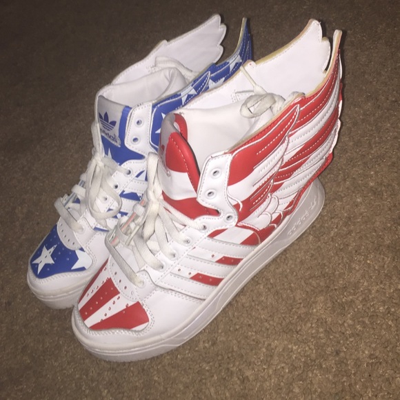 JEREMY SCOTT 2.0 American Flag Wings - Picture 3 of 4