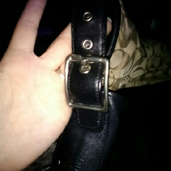 Coach purse - Picture 3 of 4