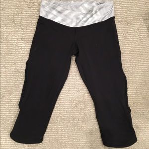 Lululemon cropped legging size 4