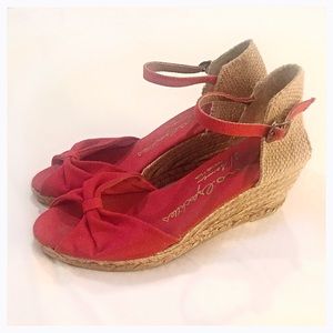 Red canvas and jute wedges