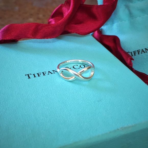 Tiffany Infinity Ring in Like New Condition