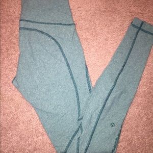 Gently used lululemons. Worn less than twice.