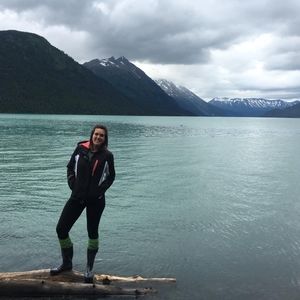 Meet your Posher, Caitlyn