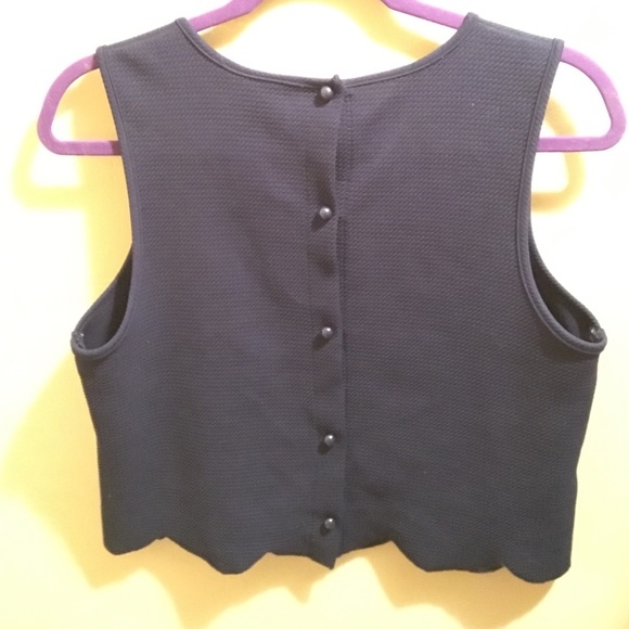 Dark navy scalloped hem top - Picture 3 of 4
