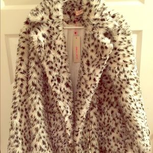 Australia Faux fur coat NWT