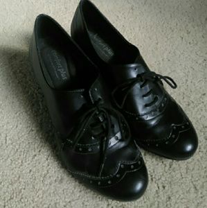 Black Oxford Heels