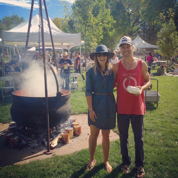 Meet your Posh Ambassador, MJC🌻 - Picture 4 of 8