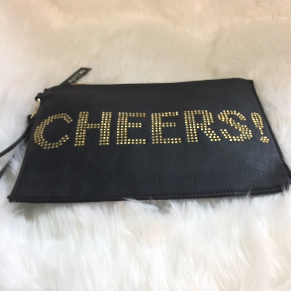 🐾 New🐾 Apt 9 wristlet - Picture 3 of 6