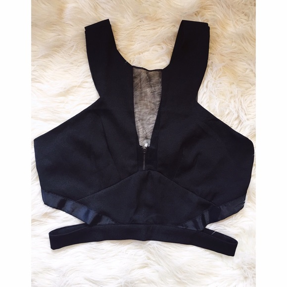 Black Crop Top - Picture 4 of 4