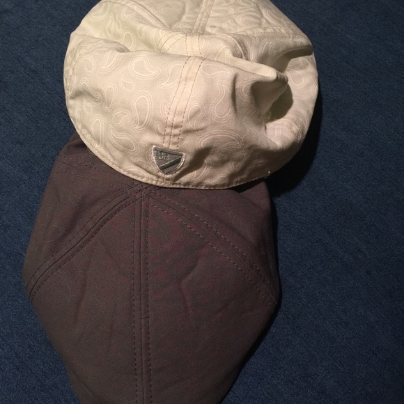 2 Newsboy hats - Paisley