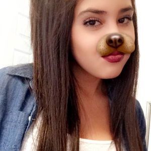 Meet your Posher, Andrea