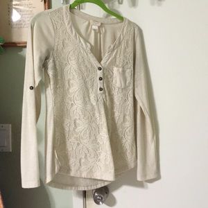 Creme long sleeve shirt