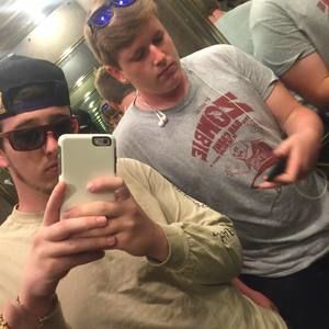 Meet your Posher, Zachary