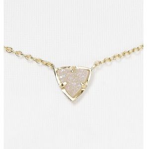Kendra Scott Perry Necklace