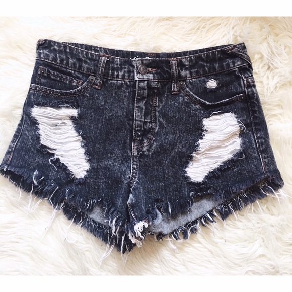 Mossimo High Rise Shorts - Picture 4 of 4