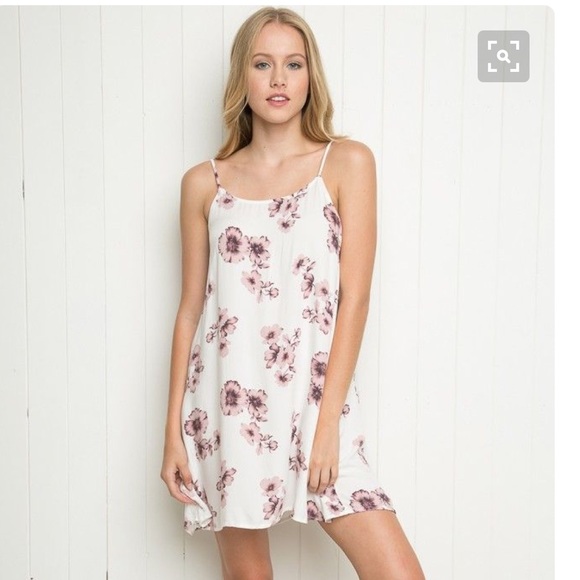 Brandy Melville Dresses & Skirts - NWT! Brandy Melville Laurel Tunic Dress