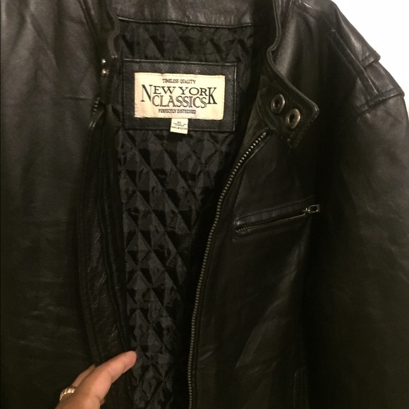 Leather jacket. - Picture 3 of 4