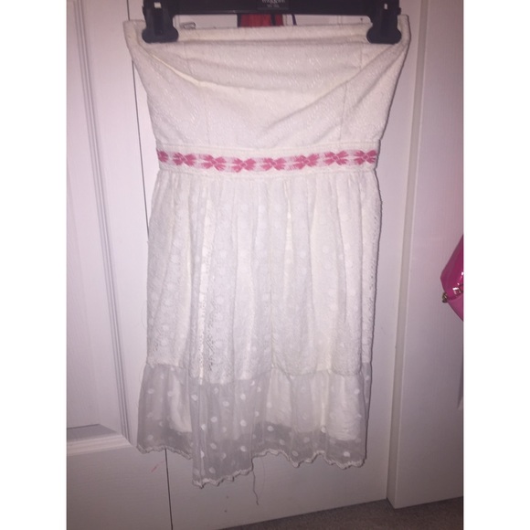 Strapless lace dress